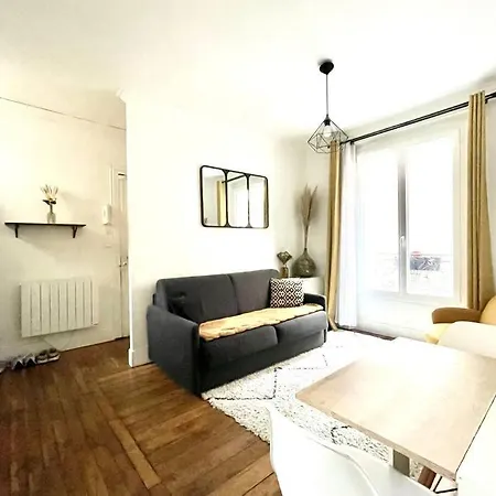 2 Pieces - 1 * Asnieres-sur-Seine